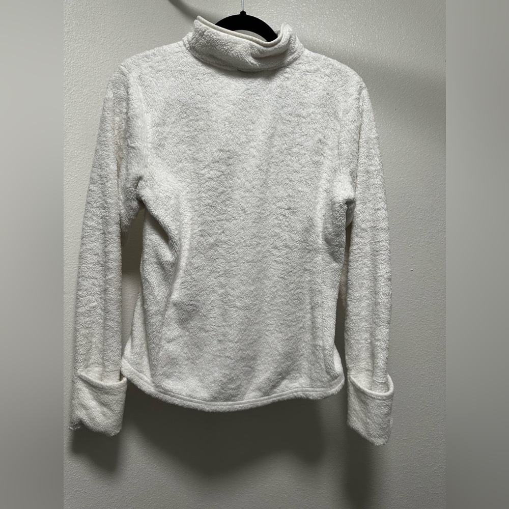 Soft white pullover jacket